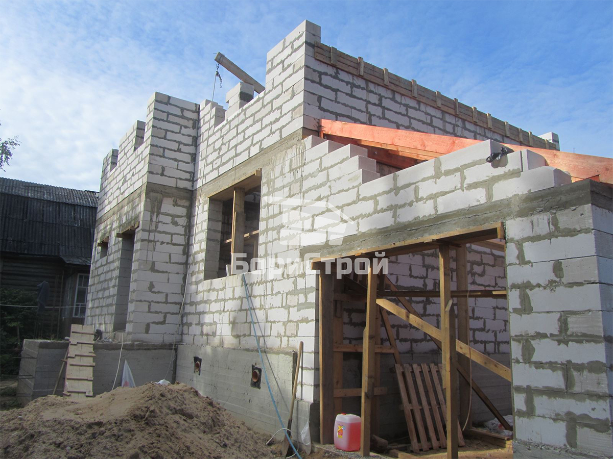 Строительство 2-этажного дома из газобетона в Борисвое